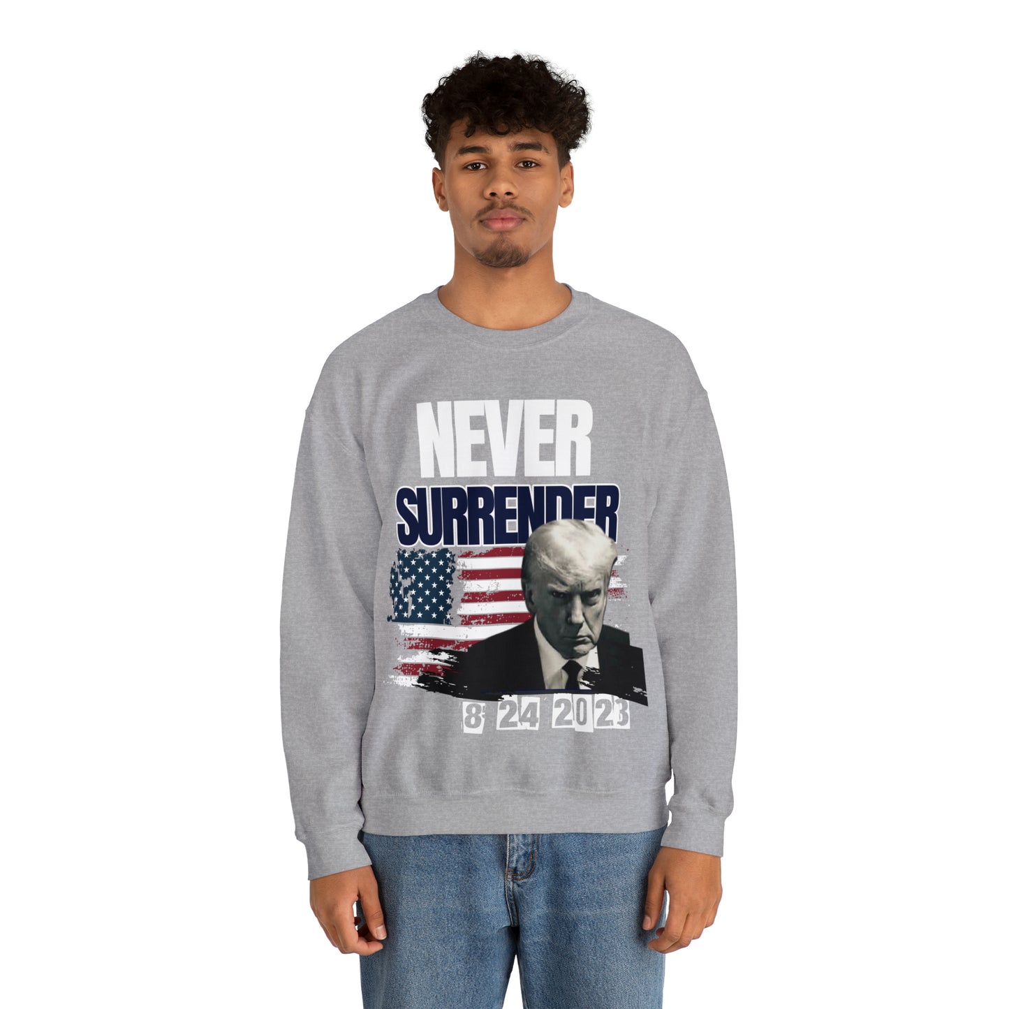 TRUMP: "NEVER SURRENDER" Unisex Heavy Blend™ Crewneck Sweatshirt